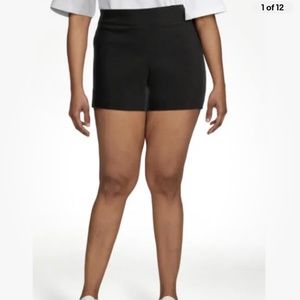 Time and Tru Women’s Black Millennium Shorts XXL/2X/20 NEWl
